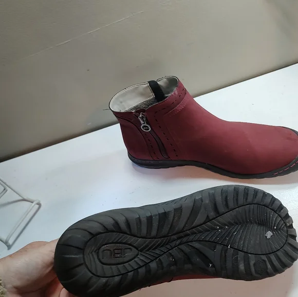 JBU juno double zip wine color ankle boot women's Size 10 - Picture 10 of 16